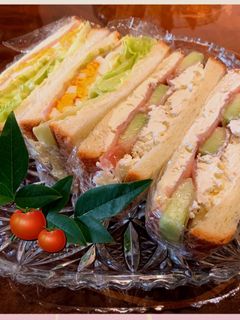 生ハムとメロン・茹で卵のサンドイッチ-レシピのメイン写真