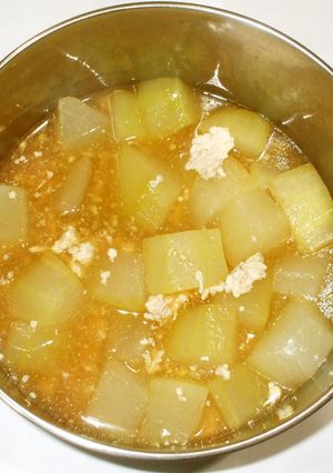 冬瓜の煮物♪簡単夏の食養生鶏ひき肉餡掛け-レシピのメイン写真