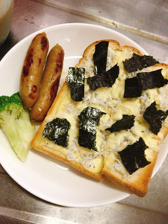 地味にハマる!しらすチーズトースト-レシピのメイン写真