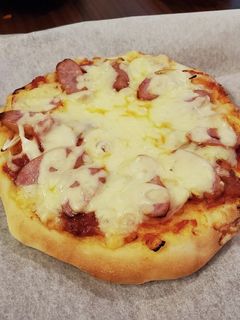 簡単ミニピザ!手作りソースと手ごね生地-レシピのメイン写真