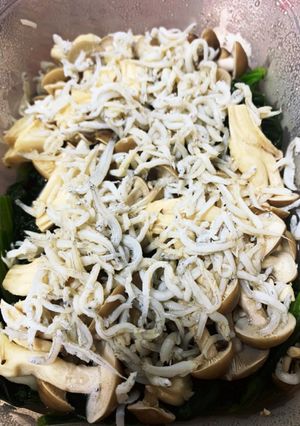 【即席肴】ほうれん草しめじしらすのお浸し-レシピのメイン写真