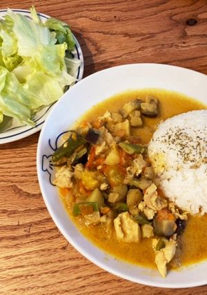 スパイシーな夏野菜イエローカレー☆-レシピのメイン写真