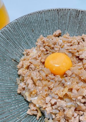 こんにゃくでヘルシー 肉味噌丼-レシピのメイン写真