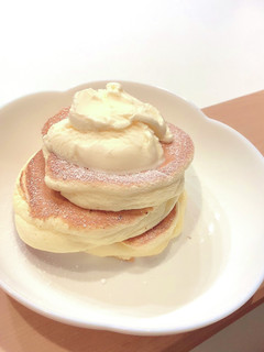 簡単ふわふわ★スフレパンケーキ-レシピのメイン写真