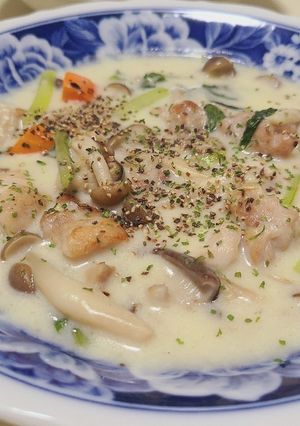 鶏肉ときのこのシチュー(玉ねぎ無し!)-レシピのメイン写真