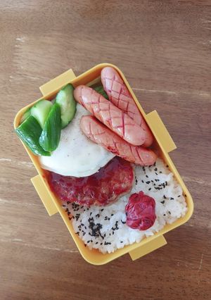 ハンバーグ&ウインナー弁当♪-レシピのメイン写真