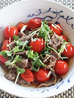 簡単旨い!牛コマとミニトマトのすき煮-レシピのメイン写真