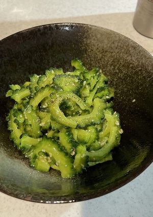 ごはんがすすむ！ゴーヤの塩にんにく炒め-レシピのメイン写真