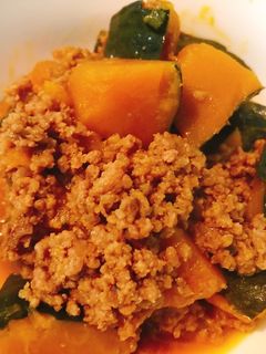 かぼちゃの煮付け。挽肉入り-レシピのメイン写真
