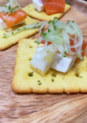 サーモンとクリームチーズのカナッペ-レシピのメイン写真