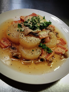 大根とベーコンのコンソメ煮❨(@≧↺≦@-レシピのメイン写真