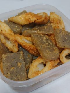 簡単!こんにゃくとちくわのごま味噌炒め♪-レシピのメイン写真