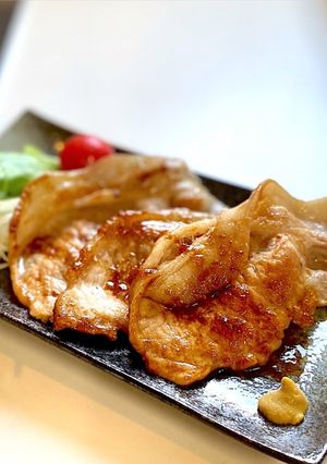 焼肉のタレで超手抜きで美味しいトンテキ-レシピのメイン写真