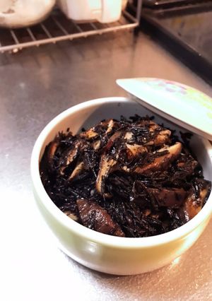干ししいたけとひじきのペペロンチーノ-レシピのメイン写真