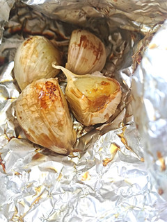 ホットプレートで焼きニンニク-レシピのメイン写真