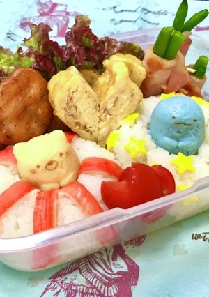 すみっコぐらし浮き輪でウキウキ　キャラ弁-レシピのメイン写真