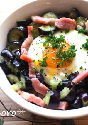 ｍレンジで茄子ベーコンのペペロンチーノ丼-レシピのメイン写真