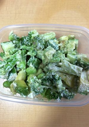 夏野菜とアボカド胡麻マヨネーズ和え-レシピのメイン写真
