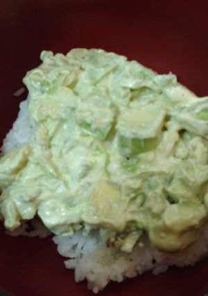 アボカドのサラダ丼-レシピのメイン写真