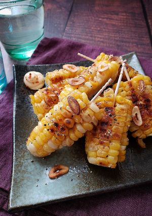 お酒すすむ！ガリバタ焼きとうもろこし-レシピのメイン写真