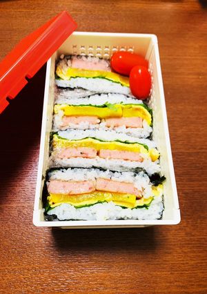Newバーガーでスパム風おにぎらず-レシピのメイン写真