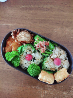 JK☆ゴボウ風味のおにぎり弁当♪-レシピのメイン写真