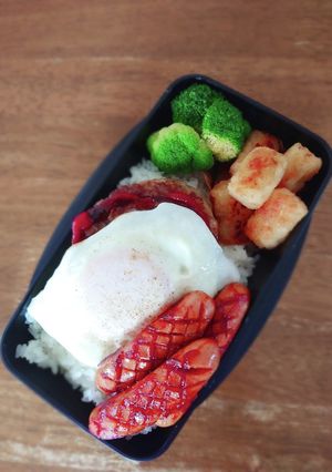 ハンバーグ&目玉焼きがっつり男子弁当♪-レシピのメイン写真