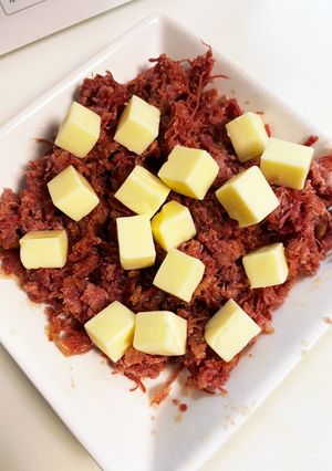 悪魔のコーンビーフチーズを添えて♪-レシピのメイン写真