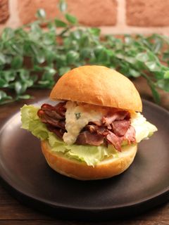 ローストビーフバーガー!タルタルソース-レシピのメイン写真