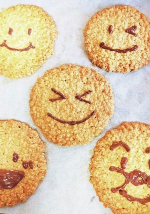 プレゼントにお子様とオートミールクッキー-レシピのメイン写真