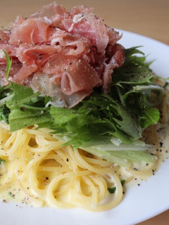簡単!生ハムと水菜のクリームパスタ-レシピのメイン写真