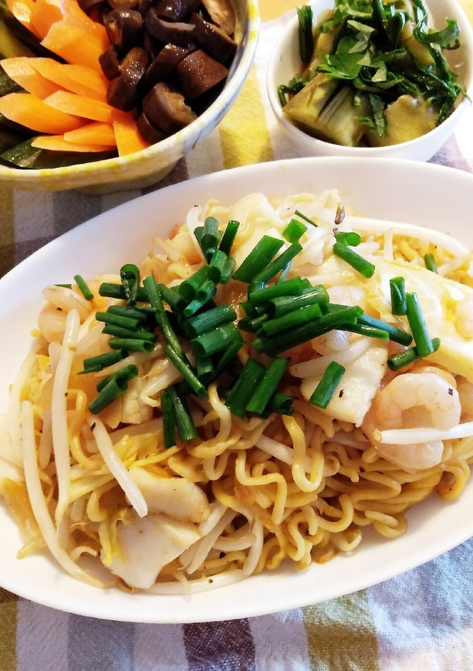 シーフードミックスを使った簡単塩焼きそば-レシピのメイン写真