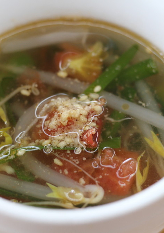 ニラとトマトの中華風スープ-レシピのメイン写真