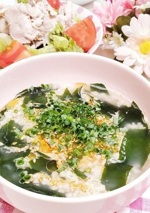 レンジで簡単♪オートミール鮭わかめ雑炊-レシピのメイン写真