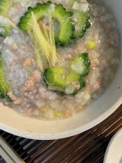 夏バテ防止〈ゴーヤと豚肉のお粥〉-レシピのメイン写真