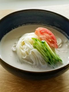 ミキサーで簡単!韓国の豆乳冷麺コングクス-レシピのメイン写真