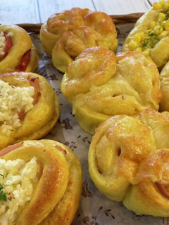 一つの生地で3種の惣菜パン♪-レシピのメイン写真