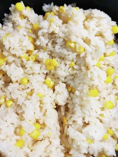 とうもろこしの炊き込みご飯(無水鍋で)-レシピのメイン写真