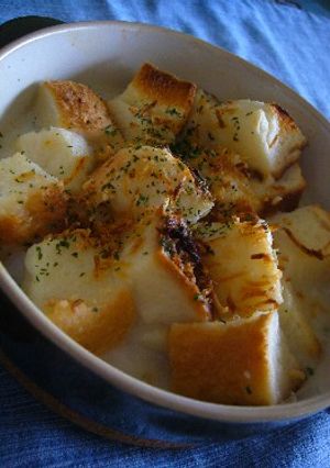 カップスープで♪　パンｄｅスープグラタン-レシピのメイン写真