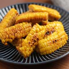 A picture of バター醤油が香ばしい♪焼きとうもろこし .