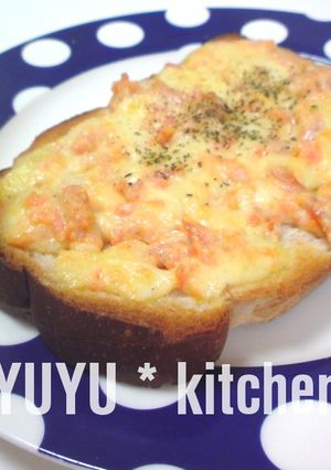 スモークじゃないサーモンチーズトースト♪-レシピのメイン写真