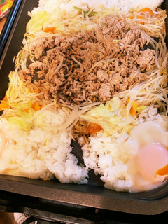 サラダの旨たれ、焼肉のタレでビビンバ-レシピのメイン写真