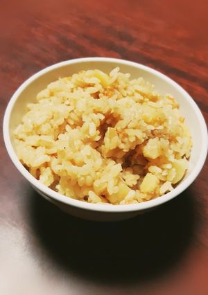 味噌バター◎鮭とじゃがいもの炊き込みご飯-レシピのメイン写真