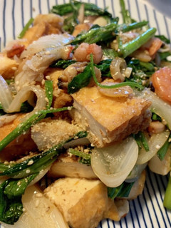 簡単、空芯菜と厚揚げの中華風炒め-レシピのメイン写真