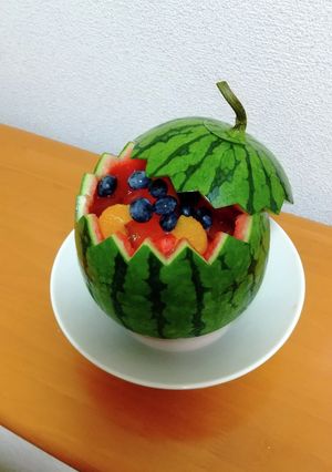スイカの器のフルーツポンチ-レシピのメイン写真