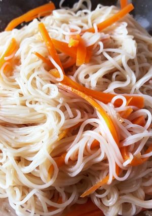 簡単 ピリ辛 人参入り 油そうめん風-レシピのメイン写真