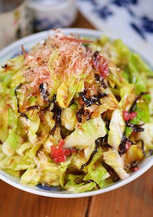 炒め春キャベツの😋🌸梅おかか塩昆布和え✨-レシピのメイン写真