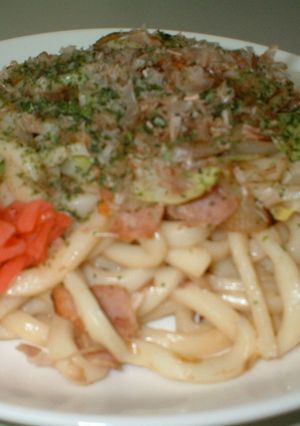 パパの焼きうどん ☆.。.:*・゚-レシピのメイン写真