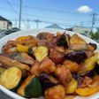 夏野菜をふんだんに使った酢豚