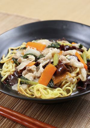 簡単!豚肉と小松菜のあんかけ焼きそば-レシピのメイン写真
